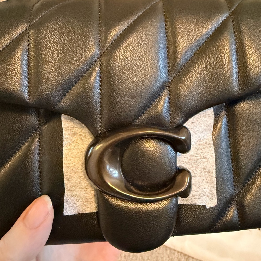 BNWT Black Coach Quilted Tabby 26 - Picture 5 of 8